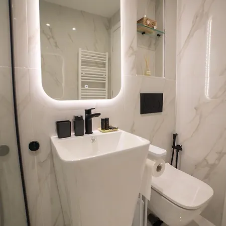 Apartament Ilisia Wolos