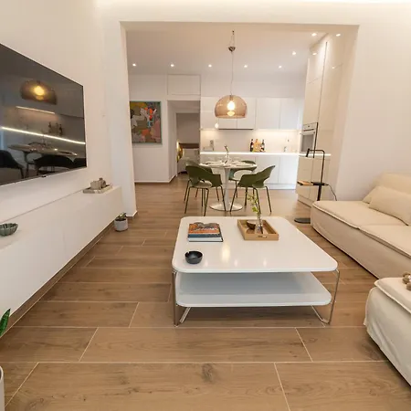 Apartment Ilisia *